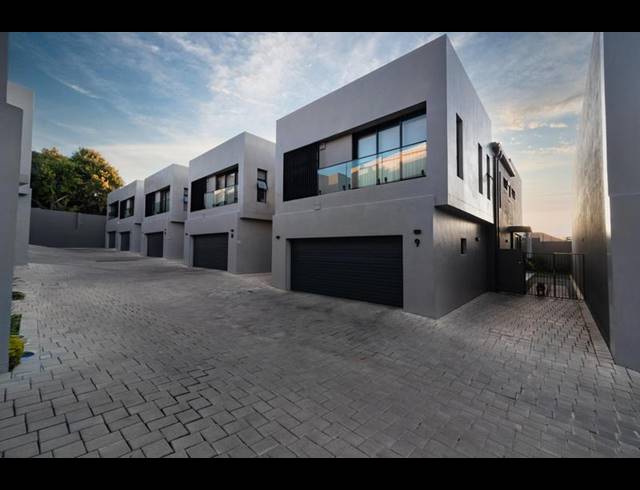 3 BEDROOM PROPERTY TO RENT IN HYDE PARK